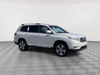 Used 2013 Toyota Highlander Limited AWD/4WD video 2