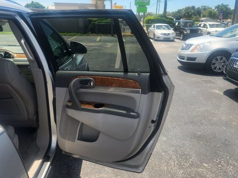 Used 2012 Buick Enclave Leather AWD/4WD image 13