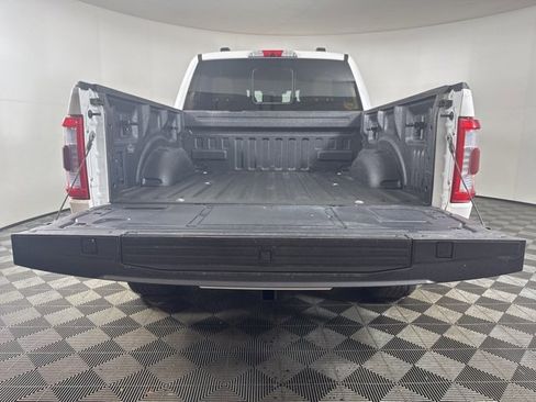 Certified 2022 Ford F150 Platinum w/ Equipment Group 701A High image 20