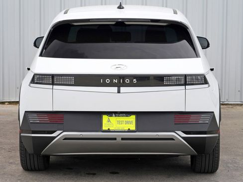 Used 2023 Hyundai Ioniq 5 SEL image 46