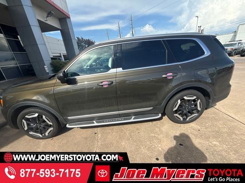 Used 2025 Kia Telluride EX FWD image 1