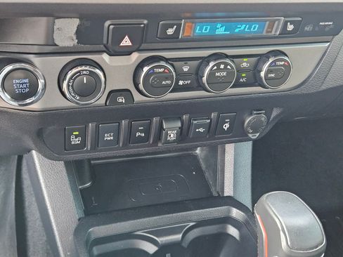 Used 2023 Toyota Tacoma TRD Pro AWD/4WD image 28