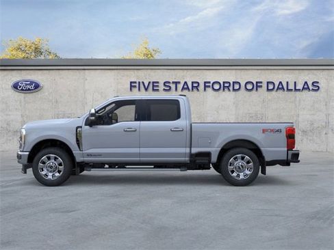 New 2026 Ford F250 Lariat w/ Chrome Package image 3