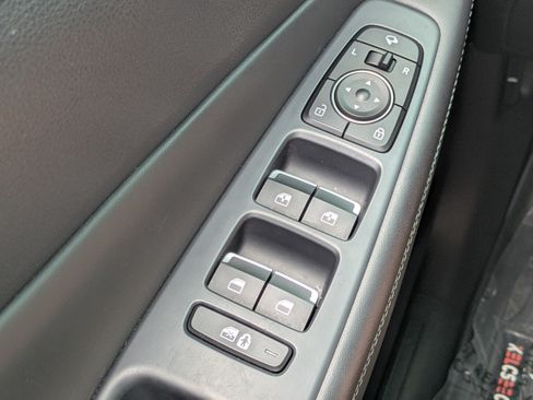 Used 2022 Hyundai Santa Fe Limited FWD image 20