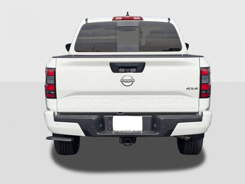 New 2026 Nissan Frontier SV image 4