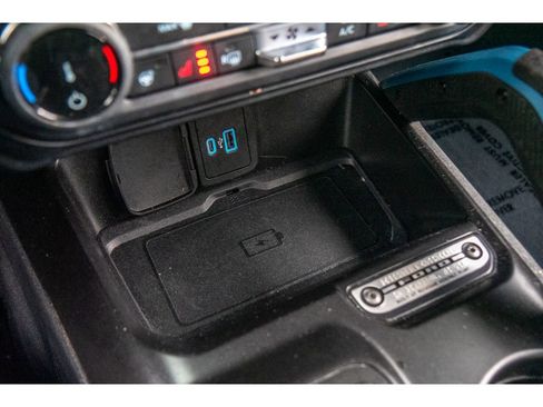 Used 2022 Ford Bronco Wildtrak image 23