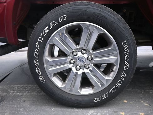 Used 2019 Ford F150 Lariat image 12