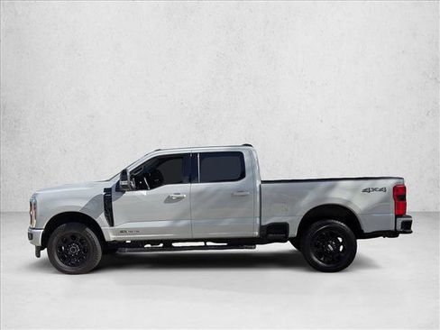 Used 2025 Ford F250 Lariat w/ Black Appearance Package AWD/4WD image 8