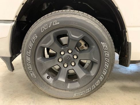 Used 2021 RAM 1500 Big Horn AWD/4WD image 19
