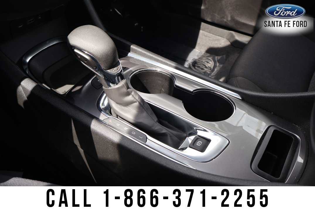Used 2025 Chevrolet Malibu LT FWD image 44