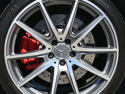 Used 2016 Mercedes-Benz AMG GT S image 28