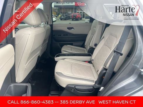 Certified 2022 Nissan Pathfinder Platinum image 26