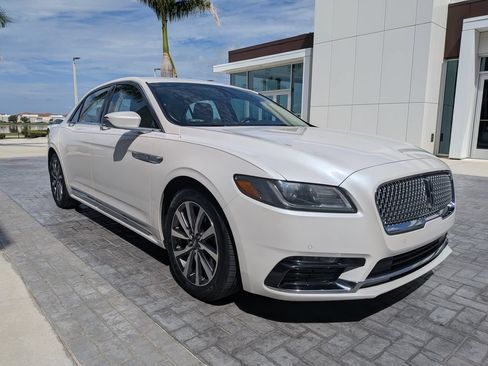 Used 2019 Lincoln Continental Premiere FWD image 1