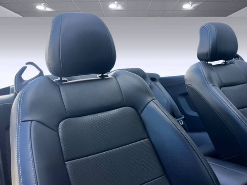 Used 2021 Ford Mustang Premium RWD image 30