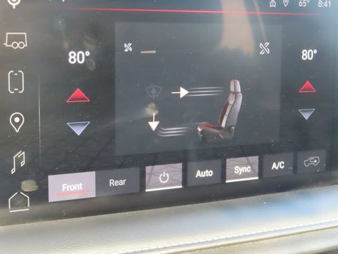 Used 2023 GMC Yukon SLT w/ SLT Luxury Package AWD/4WD image 39