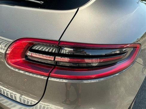Used 2015 Porsche Macan S AWD/4WD image 11