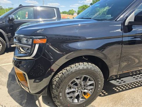 New 2026 Ford Expedition Tremor image 2