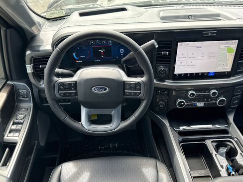 New 2026 Ford F250 Lariat w/ Black Appearance Package image 24