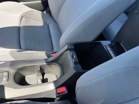 Used 2025 Toyota Corolla Cross AWD Hybrid image 36
