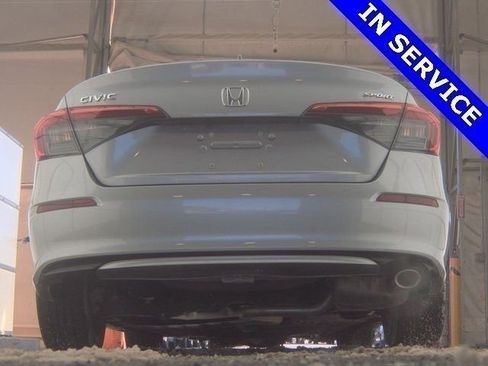 Used 2022 Honda Civic Sport image 5