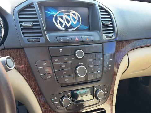 Used 2013 Buick Regal Leather image 21