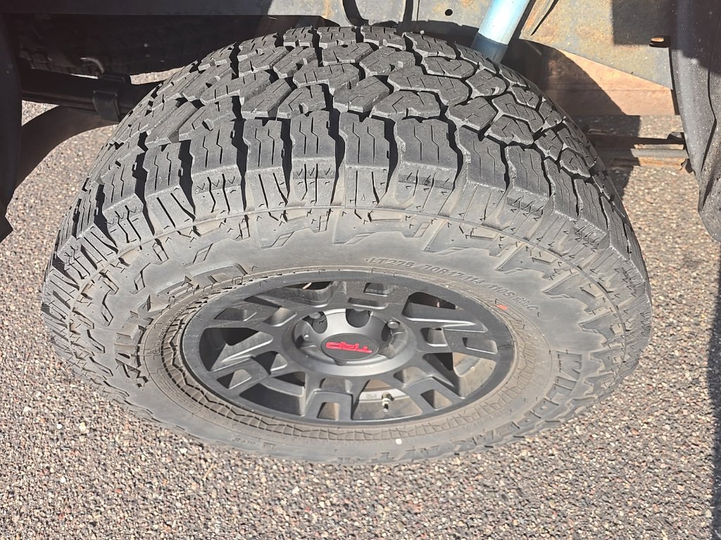 Used 2016 Toyota Tacoma TRD Off-Road w/ Towing Package AWD/4WD image 6