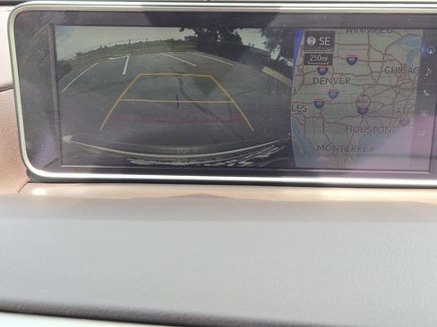 Used 2019 Lexus RX 350 AWD w/ Navigation Package image 18