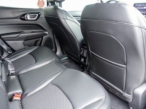 New 2026 Jeep Compass Latitude image 10