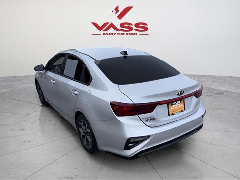 Used 2020 Kia Forte LXS image 4