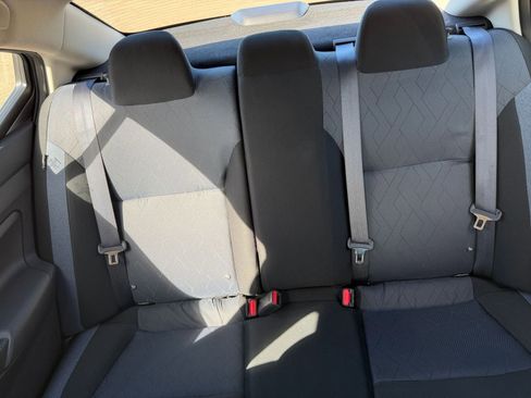 Used 2025 Nissan Versa SV image 36