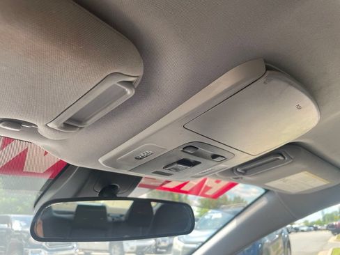 Used 2022 Toyota Camry LE FWD image 19