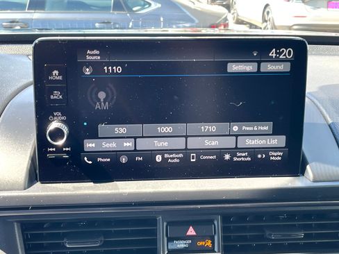 Certified 2025 Honda Pilot TrailSport image 16