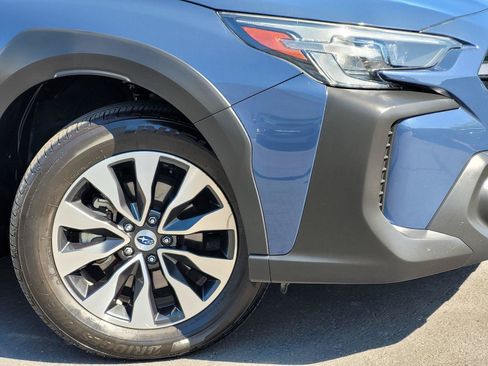 Used 2023 Subaru Outback Limited AWD/4WD image 5