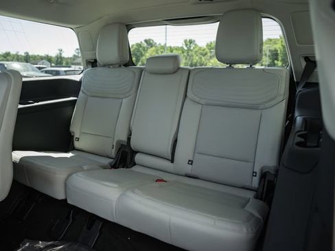 New 2026 Ford Expedition Platinum w/ Platinum Ultimate Package AWD/4WD image 46