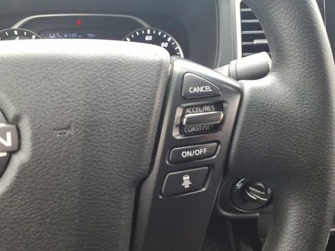 Used 2022 Nissan Frontier SV w/ Technology Package image 24