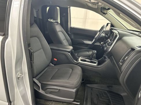 Used 2018 Chevrolet Colorado LT w/ Redline Special Edition AWD/4WD image 22