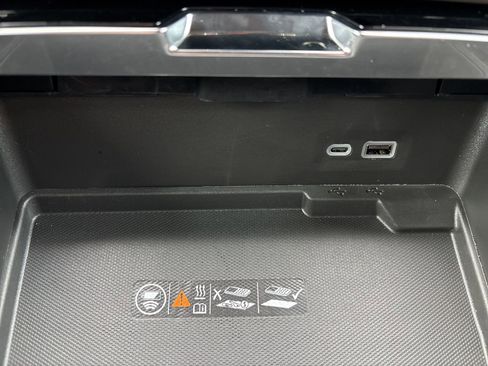 New 2026 GMC Yukon XL Denali Ultimate AWD/4WD image 34