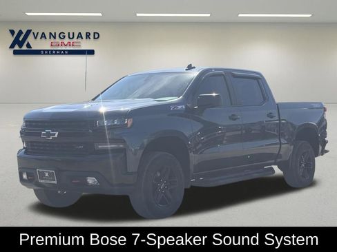 Used 2020 Chevrolet Silverado 1500 LT Trail Boss image 3