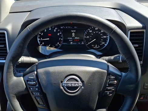 Certified 2024 Nissan Frontier SV w/ Technology Package AWD/4WD image 18