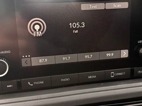 Used 2024 Honda Accord EX image 9