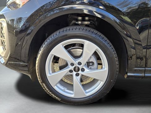 New 2025 Audi Q5 Premium Plus image 32