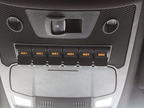 Used 2019 Ford F150 Raptor w/ Equipment Group 802A Luxury AWD/4WD image 31