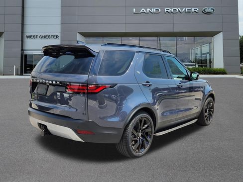 Used 2025 Land Rover Discovery S AWD/4WD image 4