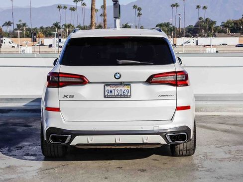 Used 2019 BMW X5 xDrive50i w/ M Sport Package image 8