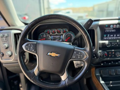 Used 2018 Chevrolet Silverado 1500 LTZ w/ LTZ Plus Package AWD/4WD image 20
