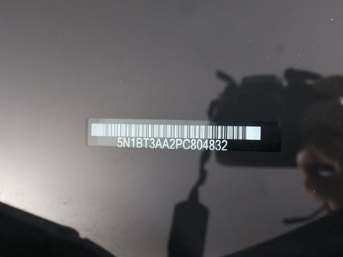 Used 2023 Nissan Rogue S image 44