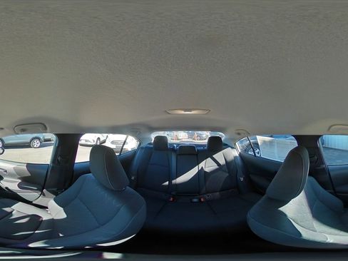 Used 2025 Toyota Corolla LE image 41