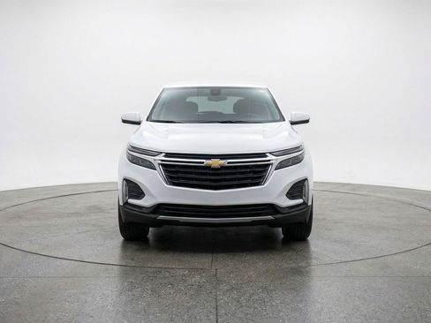 Used 2025 Chevrolet Equinox LT FWD image 2