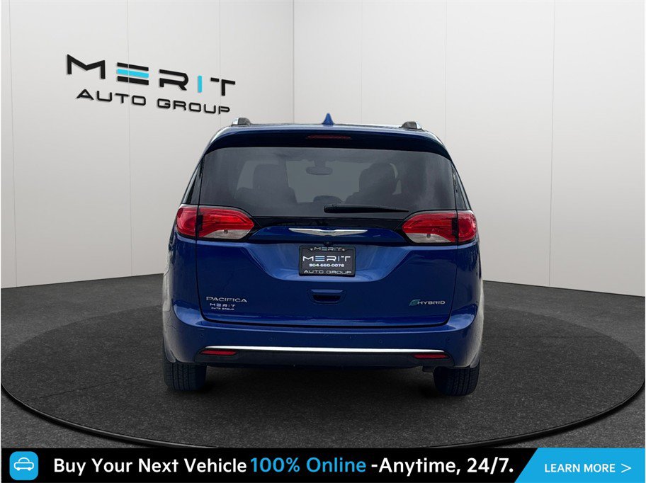 Used 2018 Chrysler Pacifica Limited FWD image 8