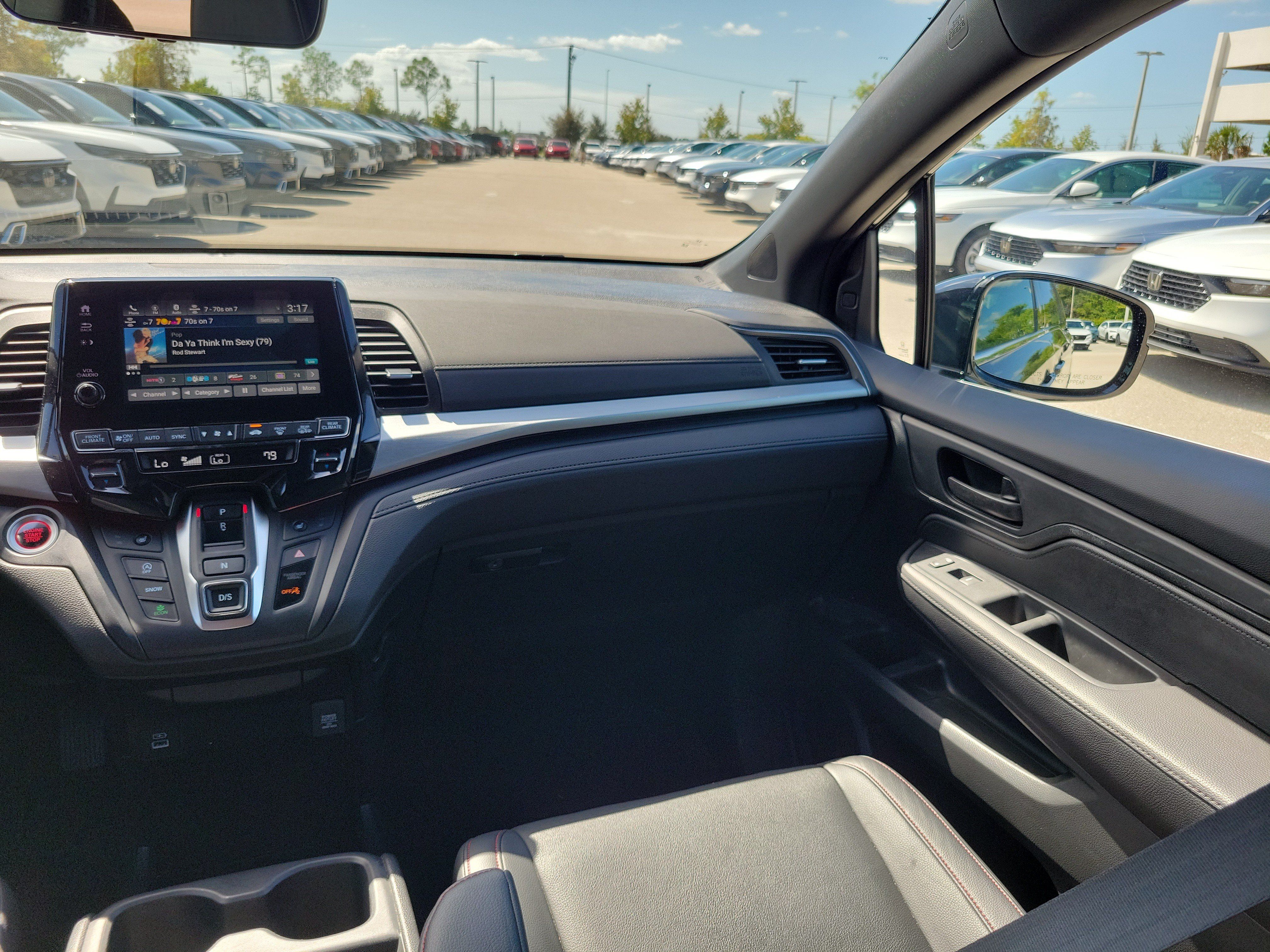 Used 2024 Honda Odyssey Sport image 21